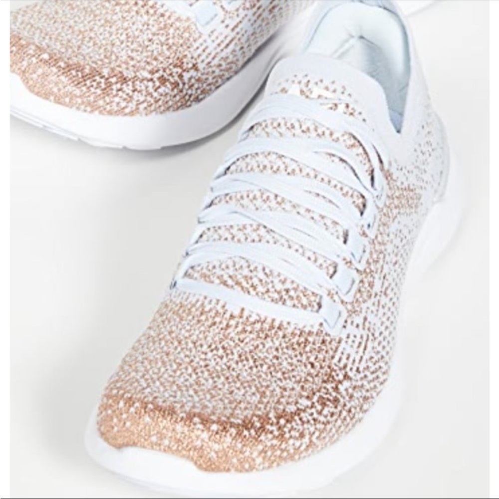 Womens APL Techloom Breeze size 7.5